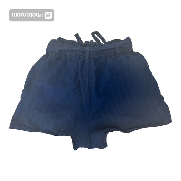 Zara high waist shorts with belt. Medium - Picture 2 of 6